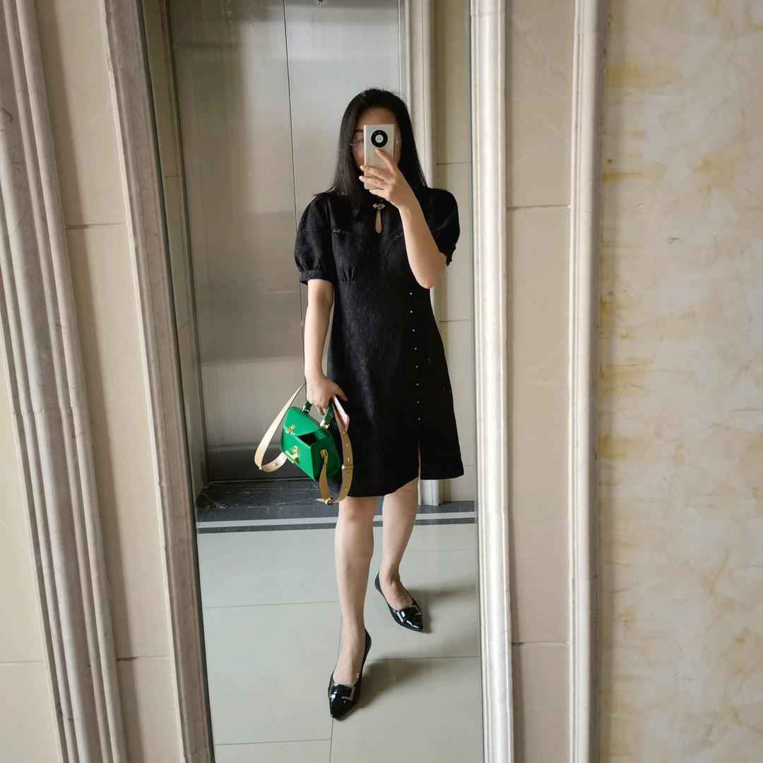 莉莉Lily撤柜女装