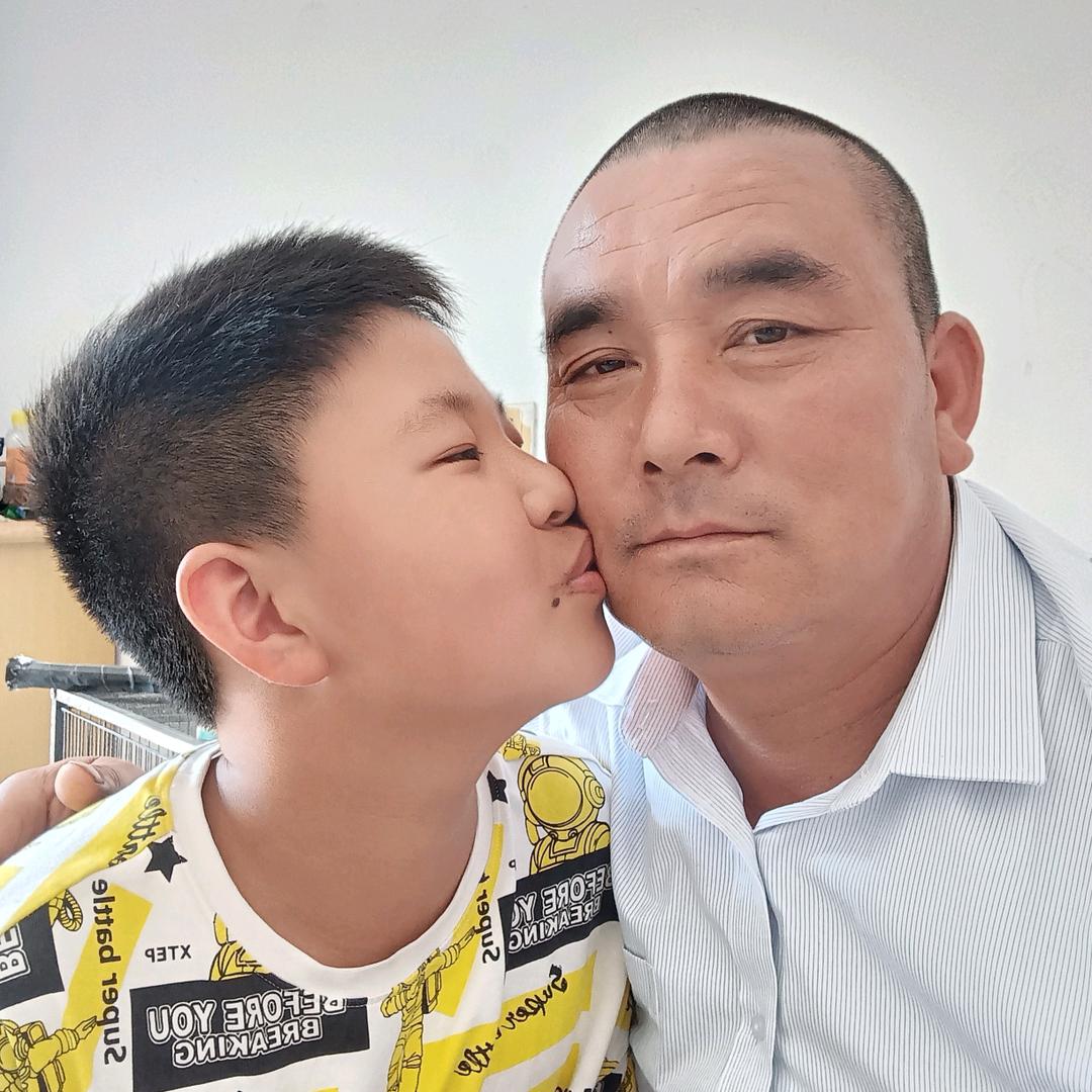 孔镇蓝天白云