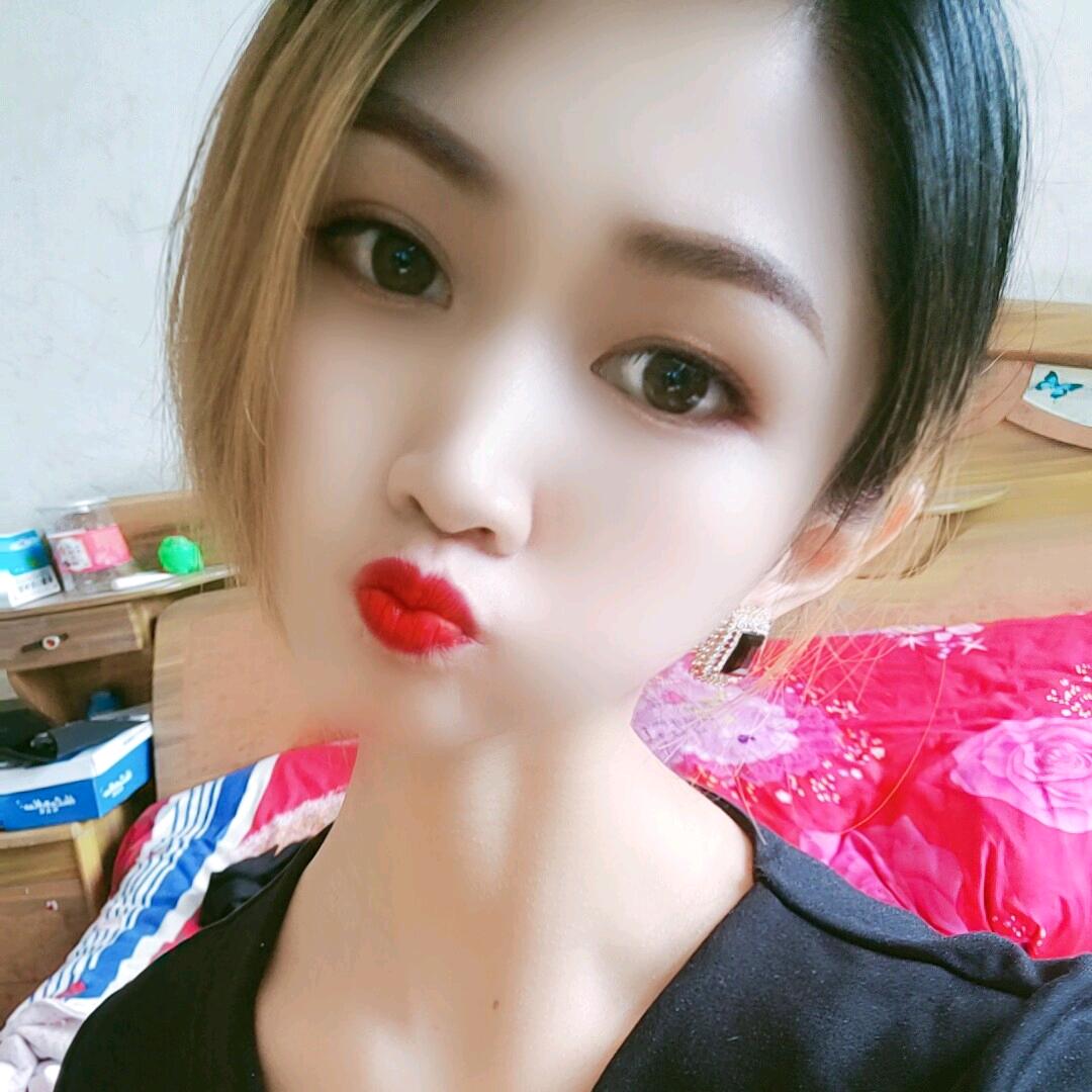 奋斗中的姑娘