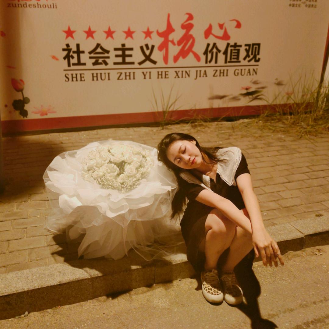 忆安·