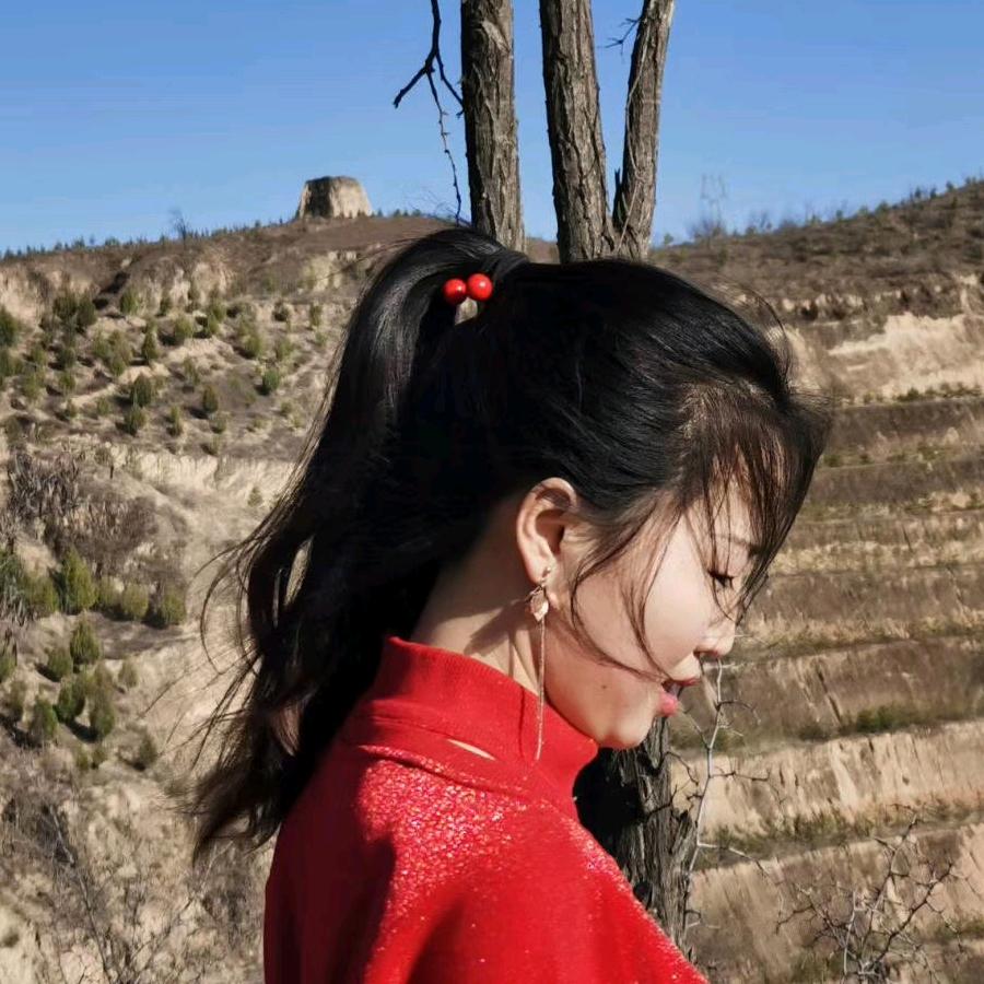 阿贵💃