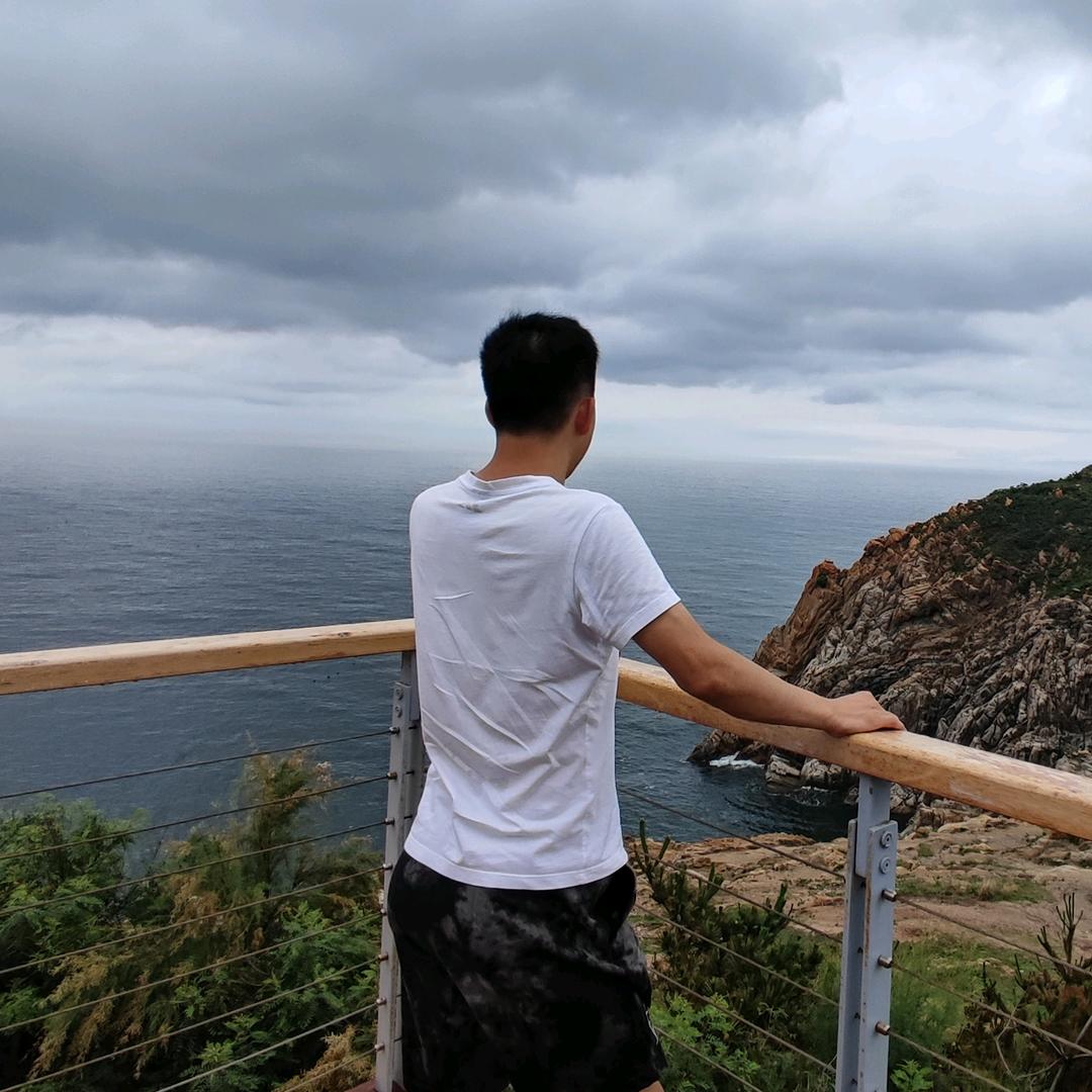 东耳逝东