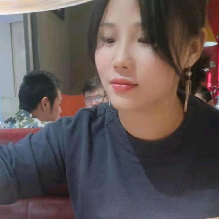 一笑而过🌺