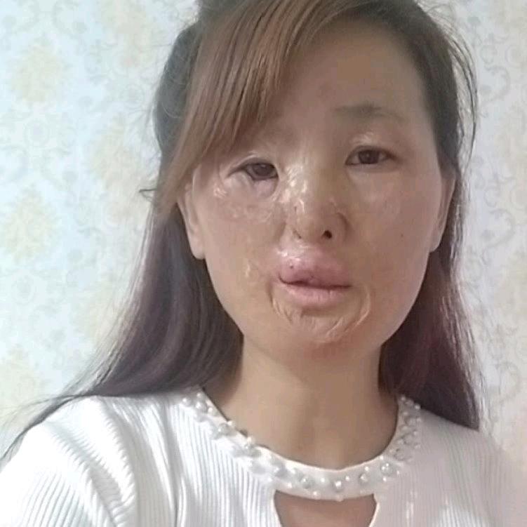 亮姐 努力