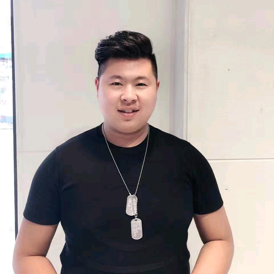 吉林省鸿昱汽车服务有限公司-胡先生