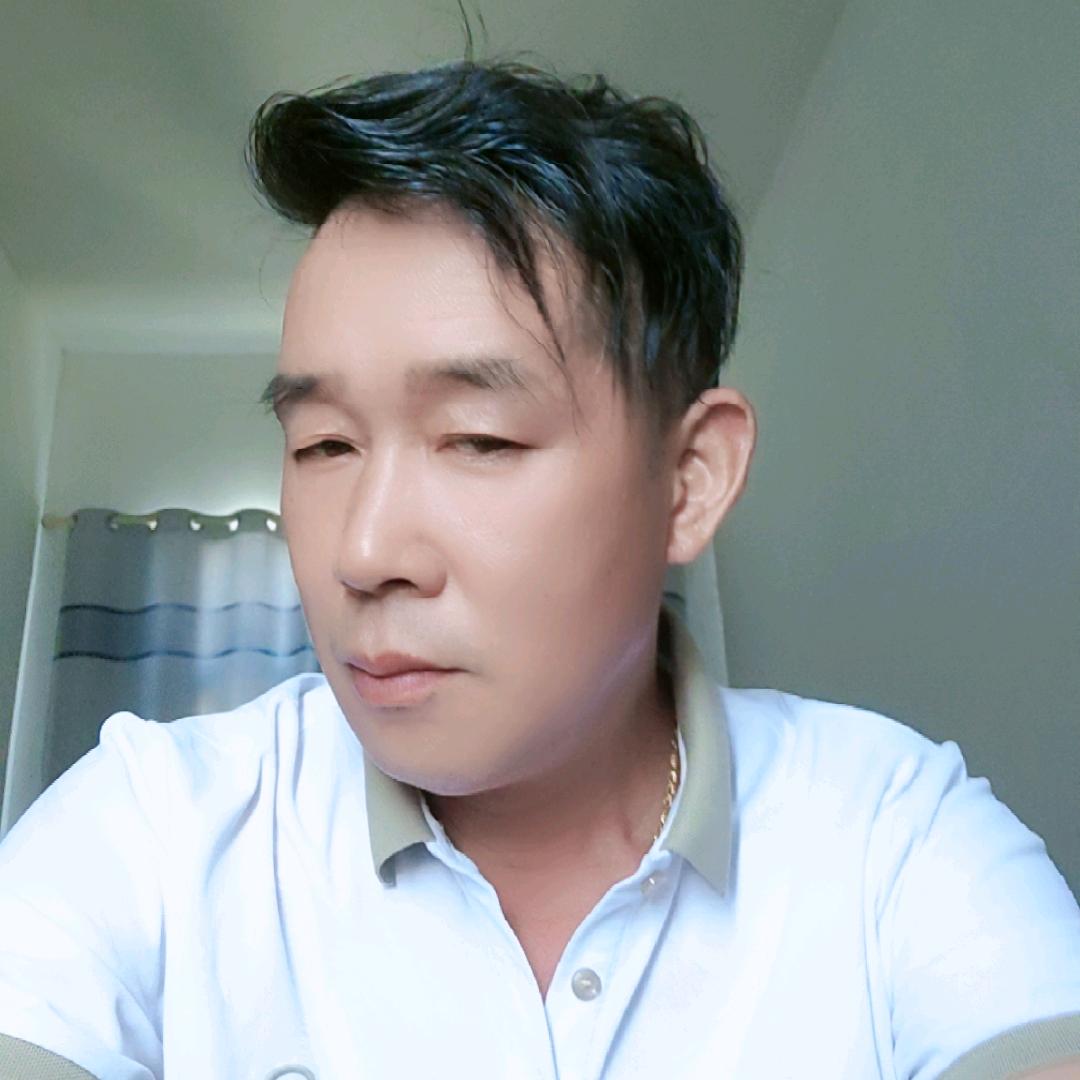 小眼咪兰哥