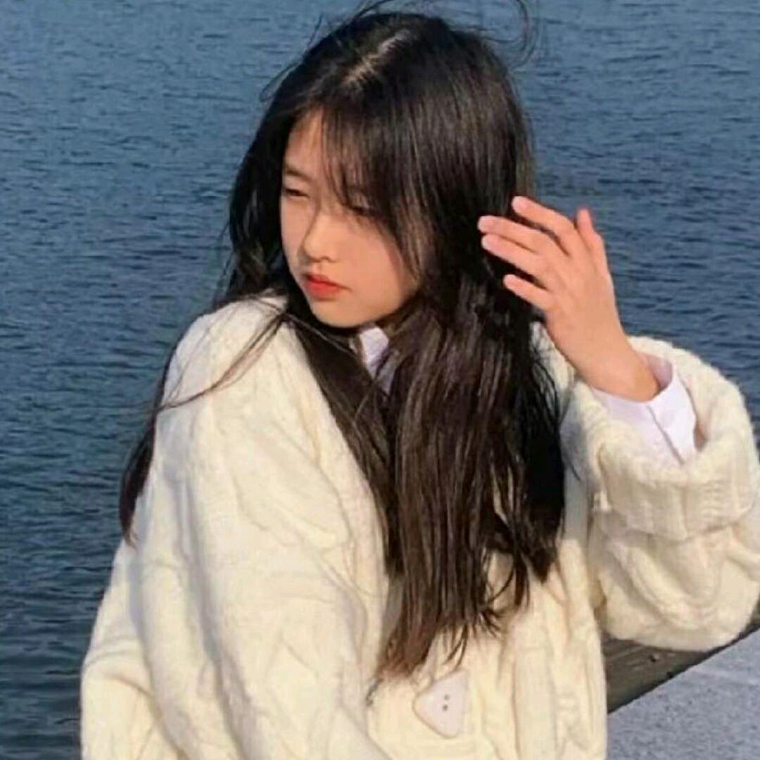 夏安安.
