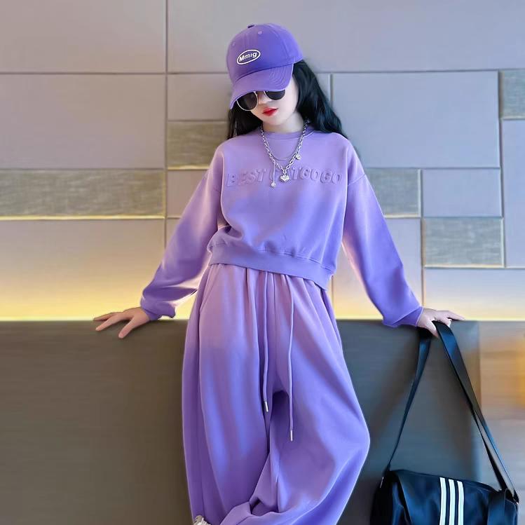 萌小秋童装店
