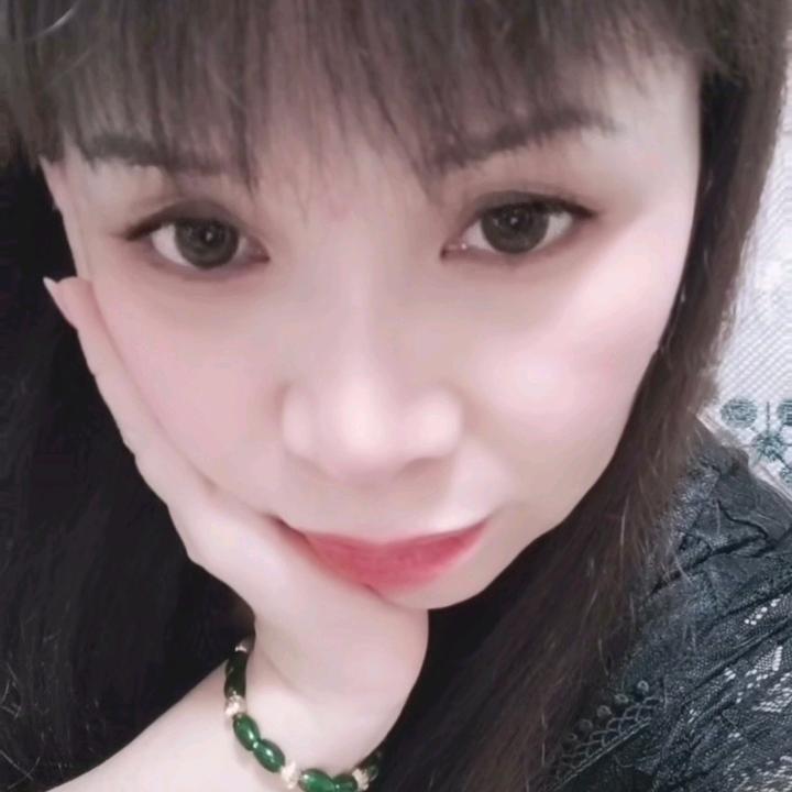 小新依然