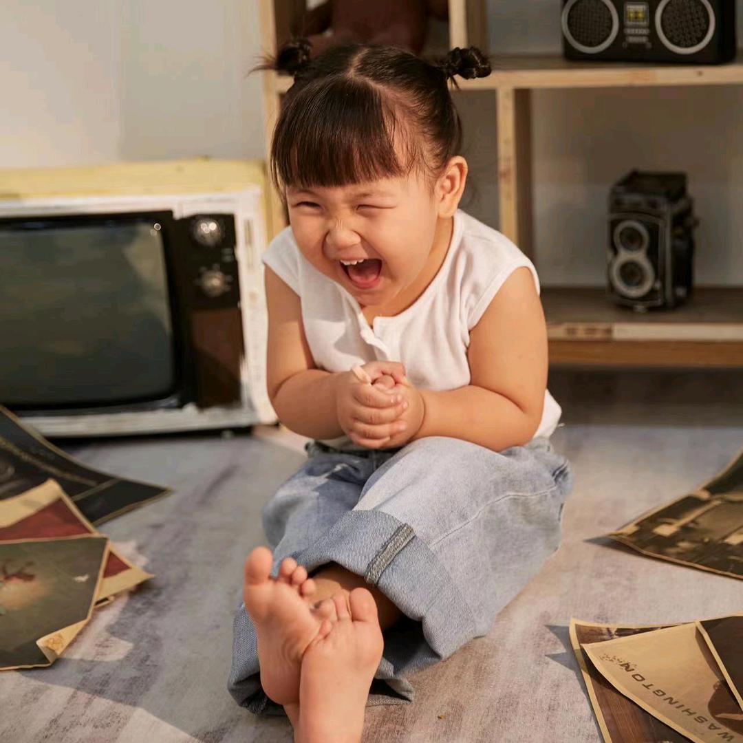 义乌市小浠馆饰品商行