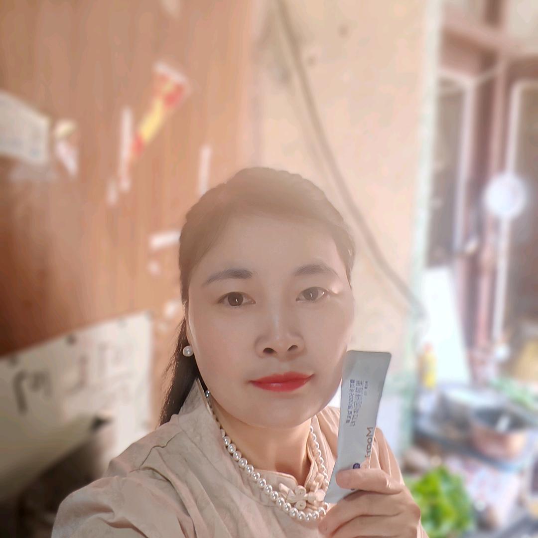 肖明丽
