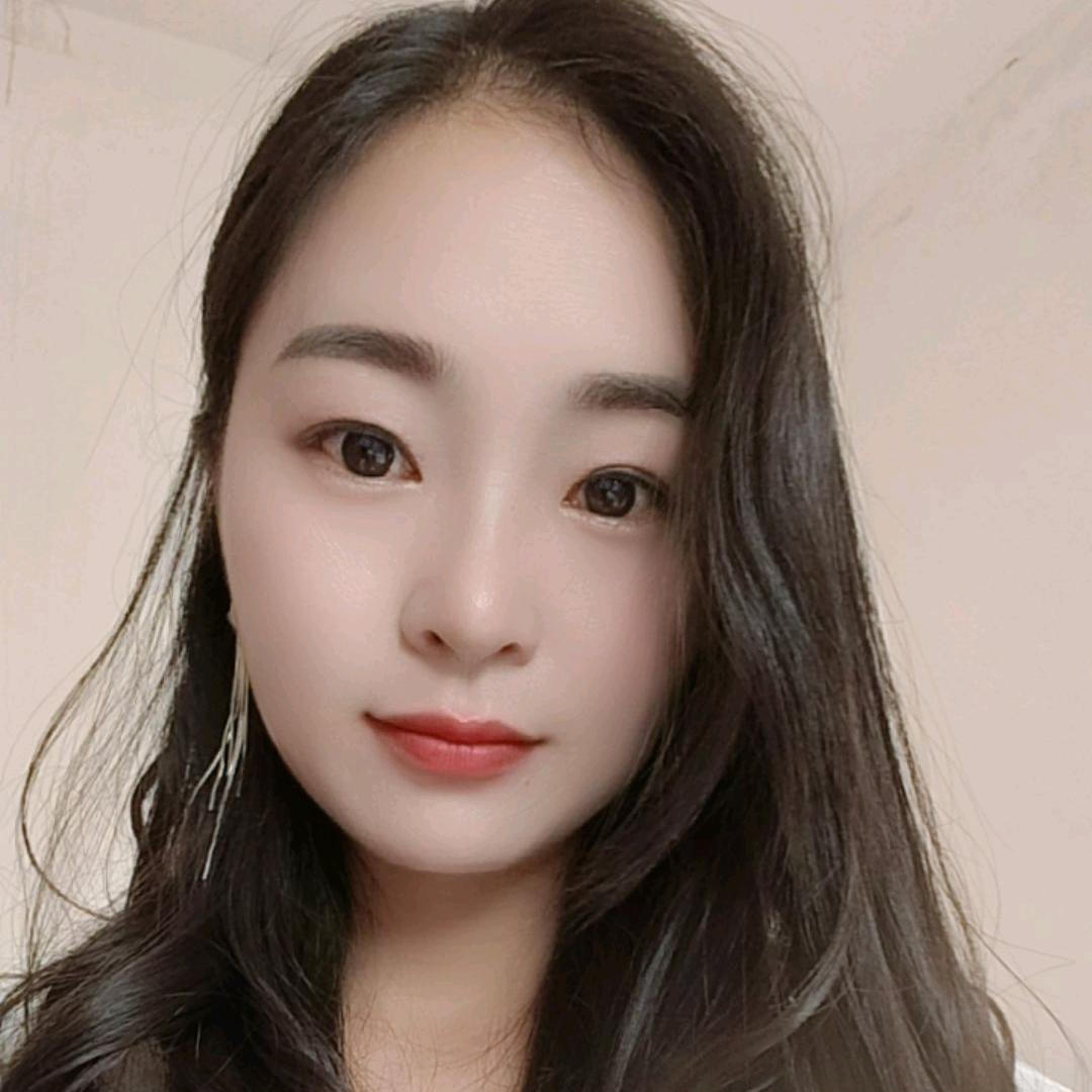 单亲宝妈《小莉》