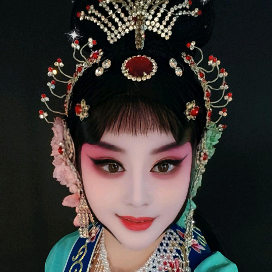 何玲❤️（拒绝连赞）