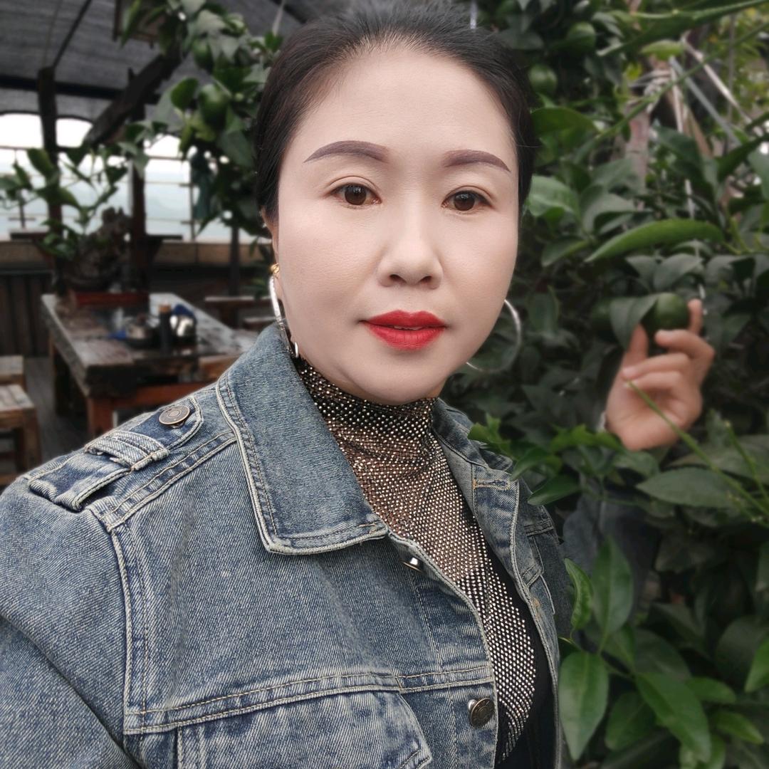 宋丽，卖车的姐姐，（猫师车行）