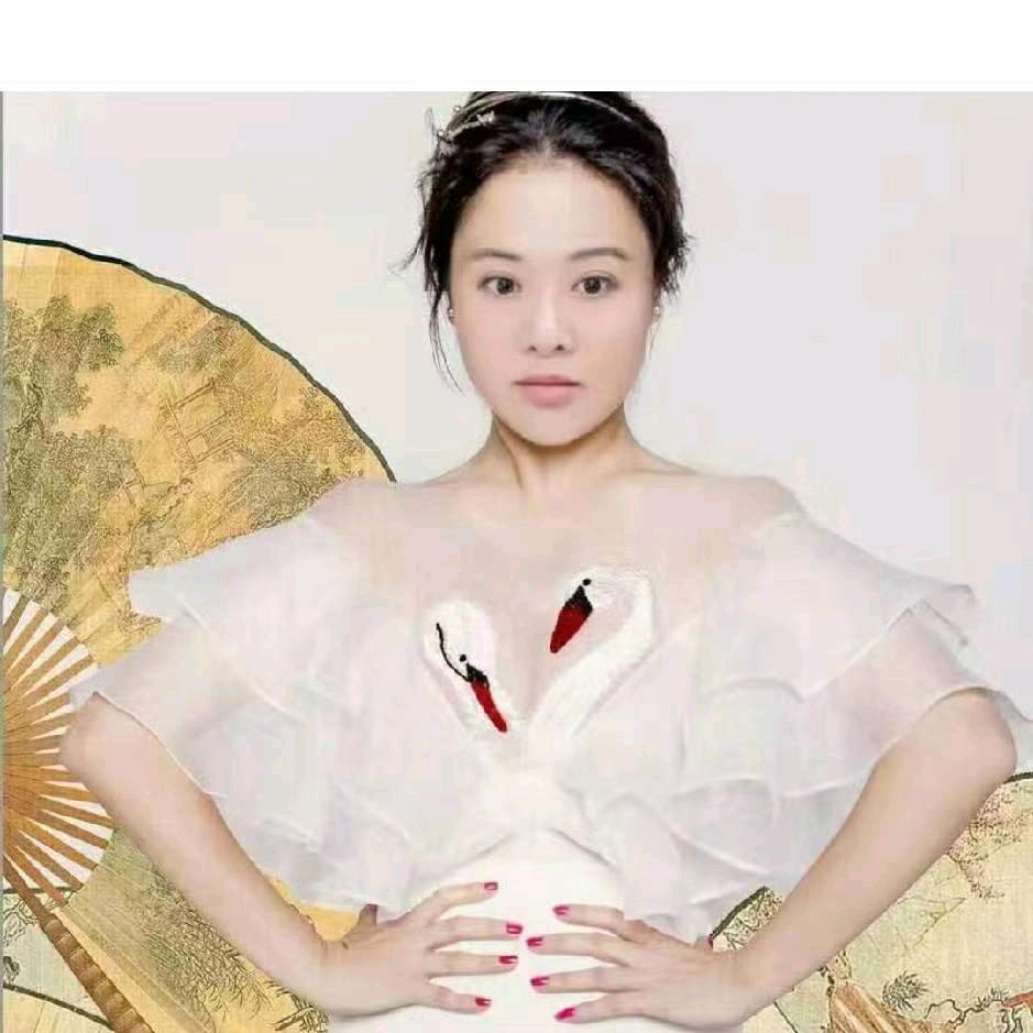 杨三妹单