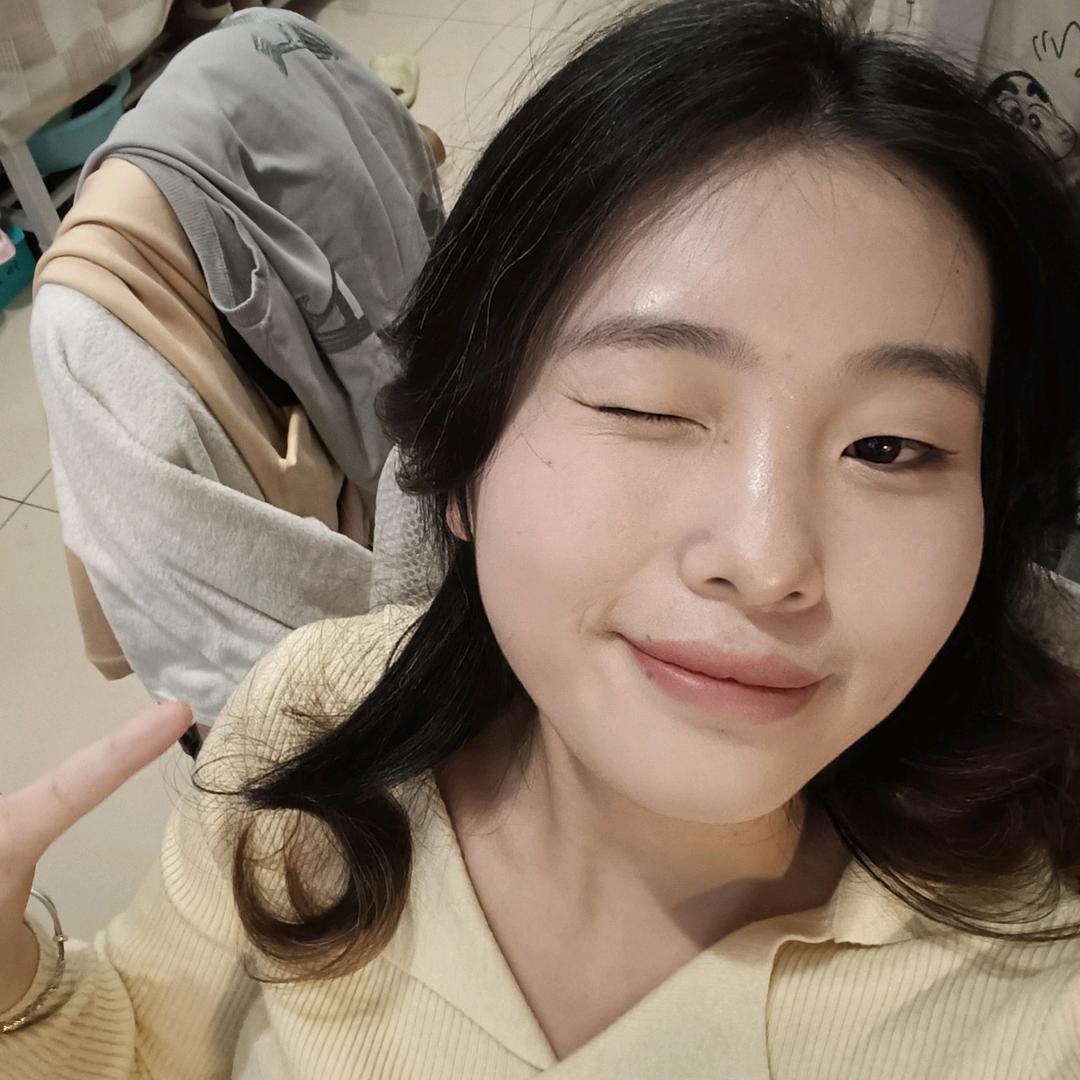 给我小欣
