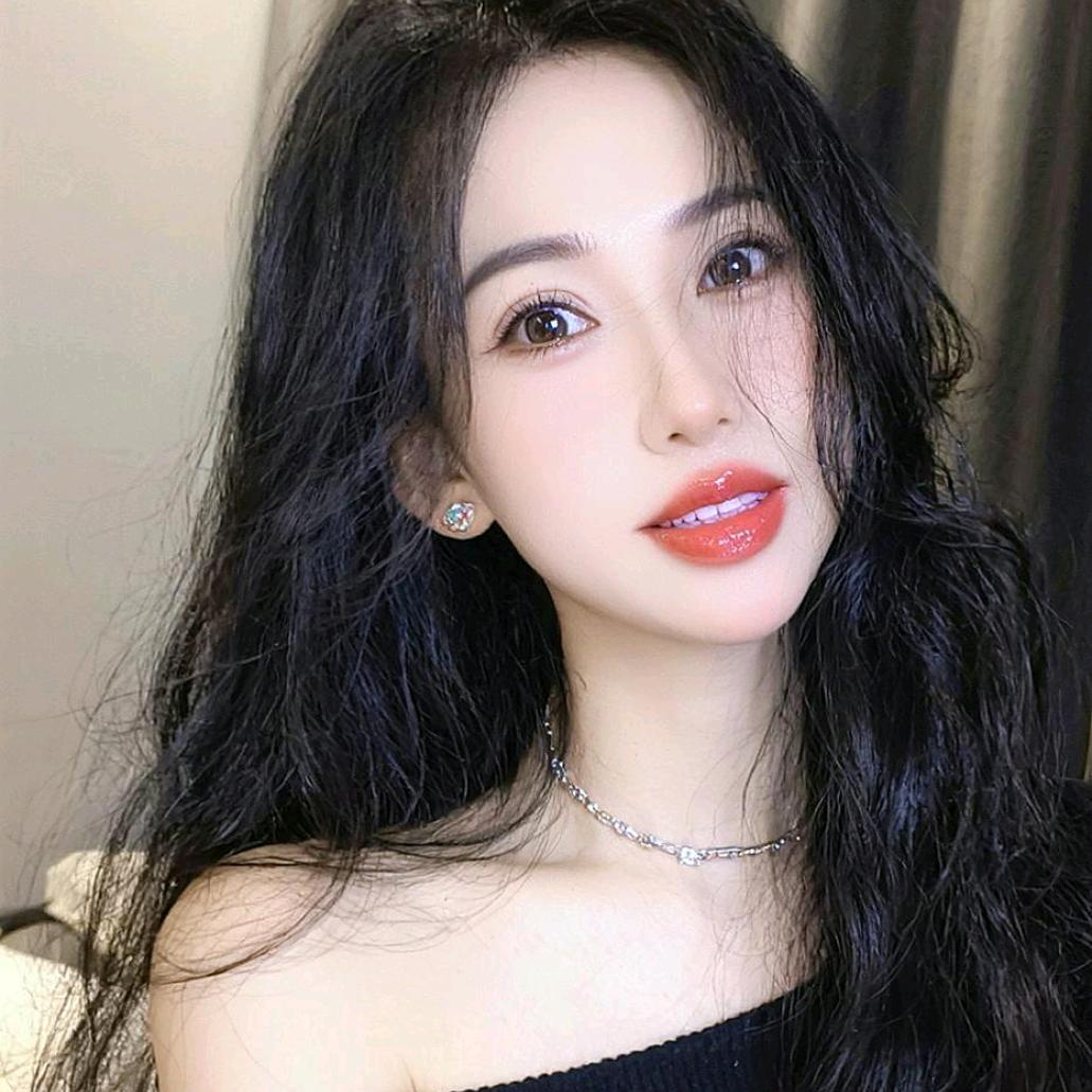 巧 克 力