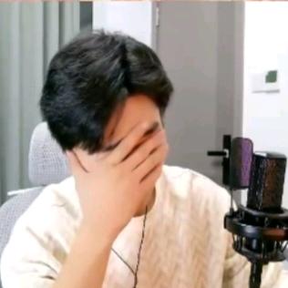 馆长表弟