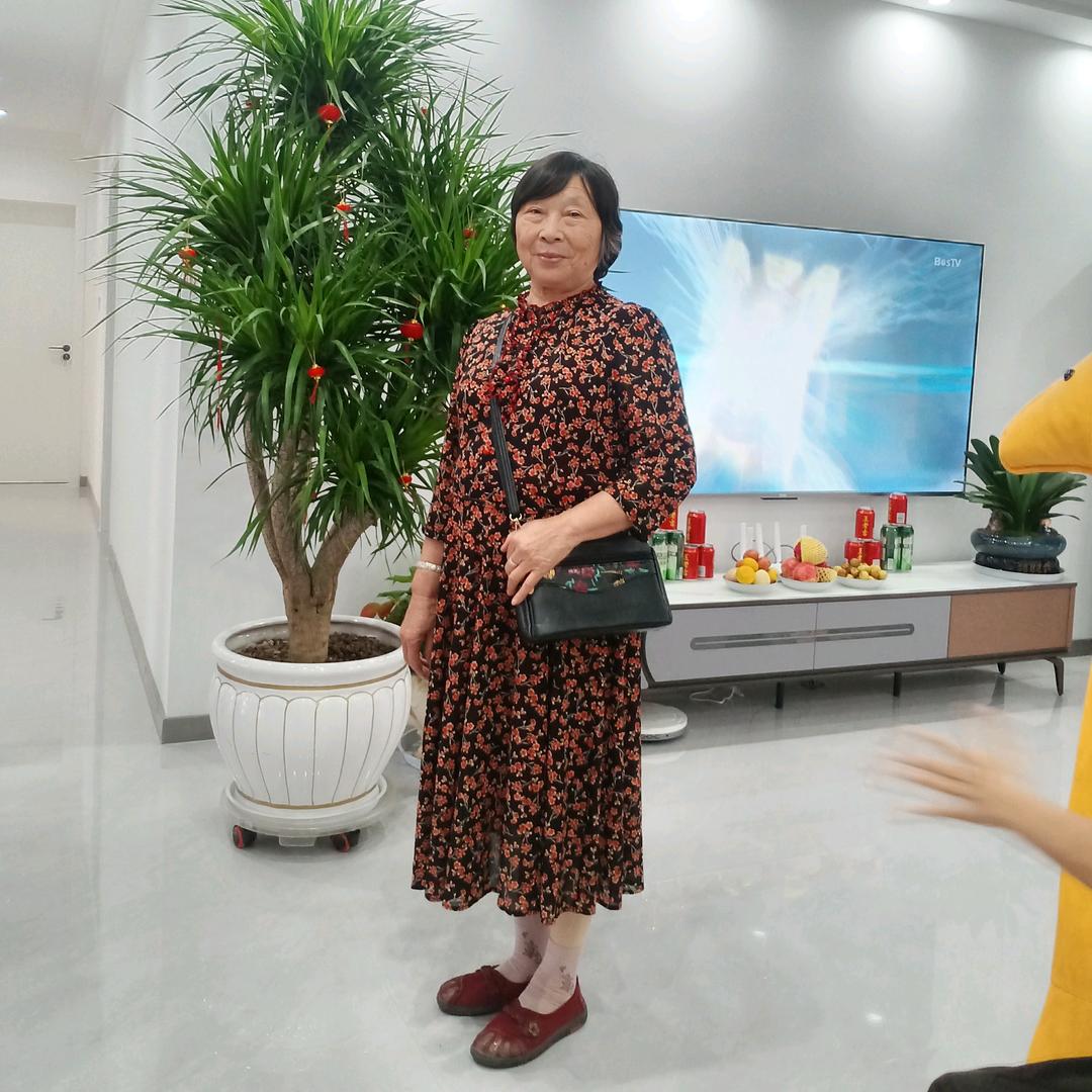 龚姐