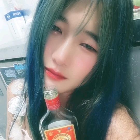 四块五的小妞