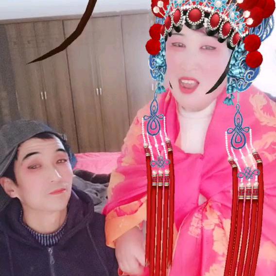 董大侠专业逮野生鱼姐