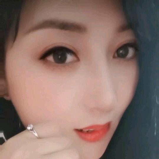 雷依恋💋