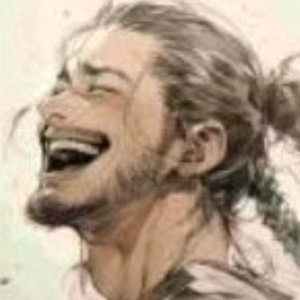 小何
