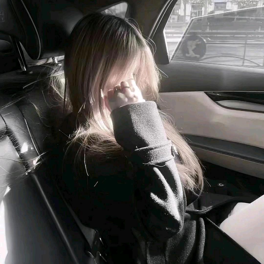 故隐春灼意