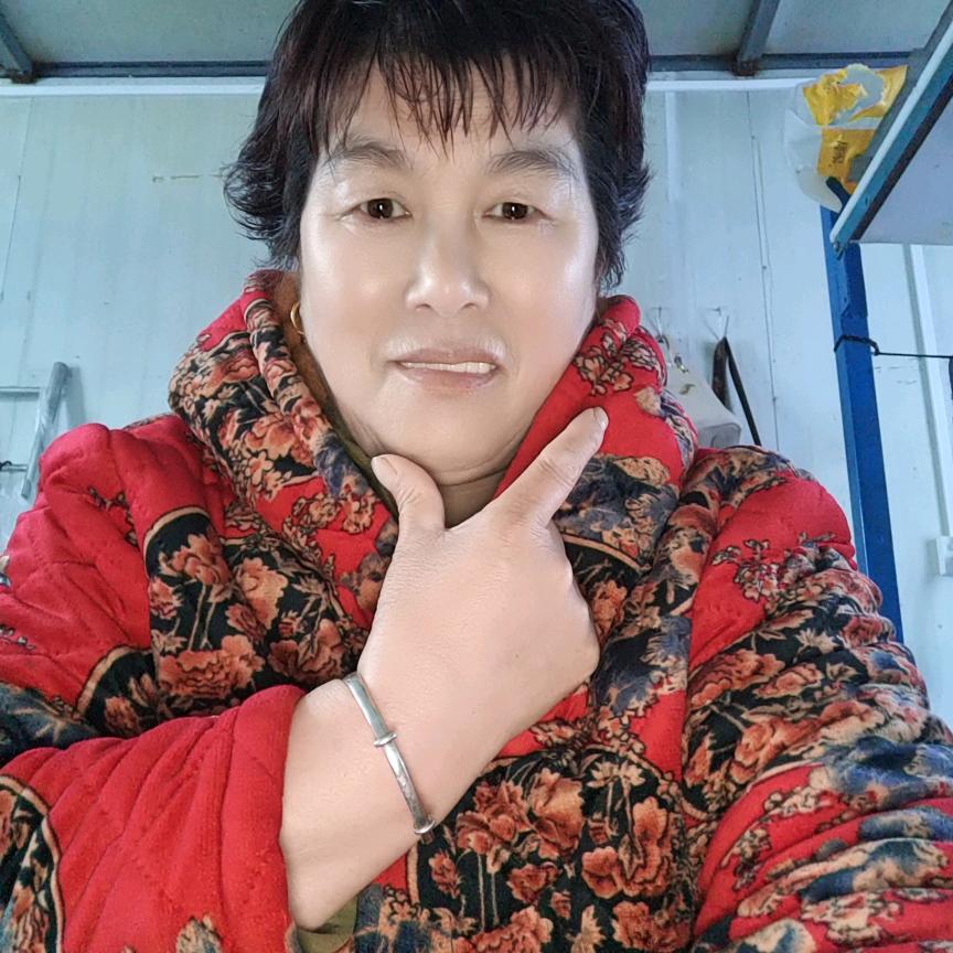 张影英