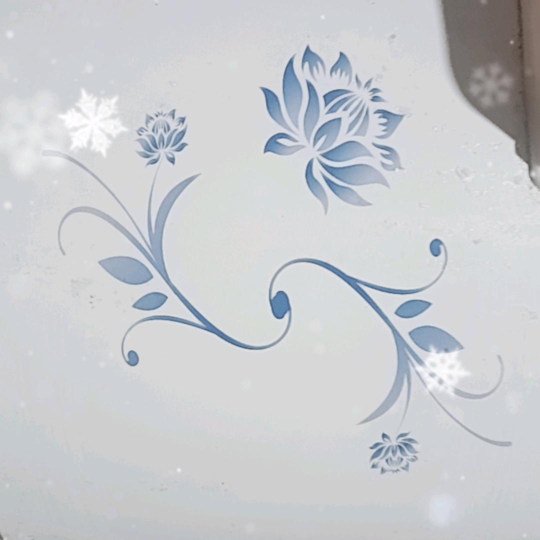 春意盎然。