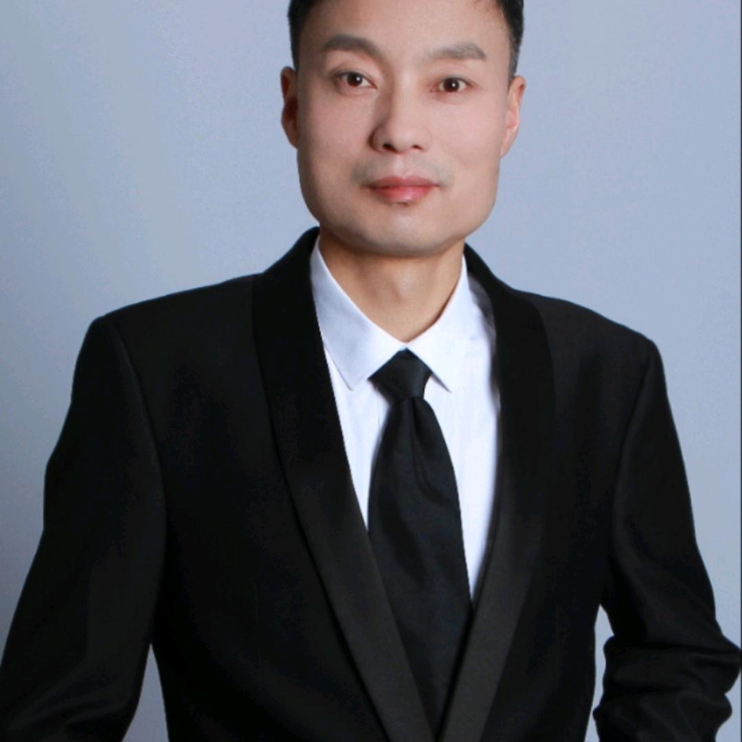 王飞爱唱歌