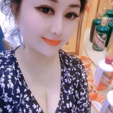 黔城秦记坨坨肉 土烙锅