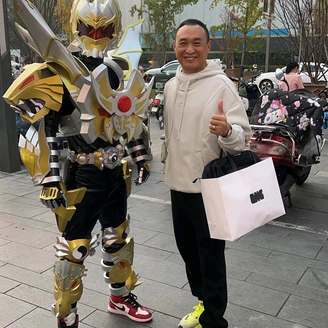 户先生