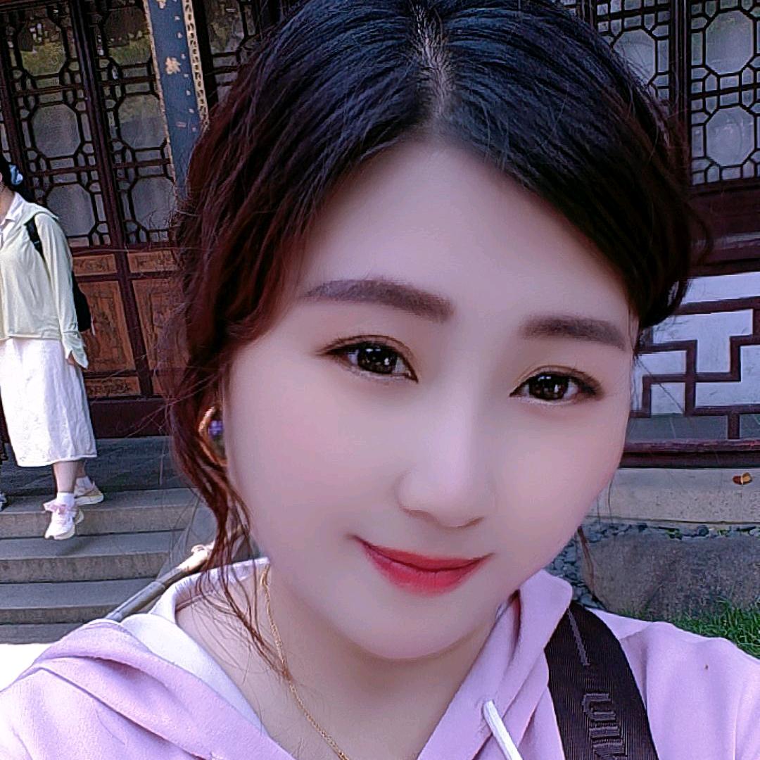 商字店米家烧牛肉卖牛肉的小姐姐
