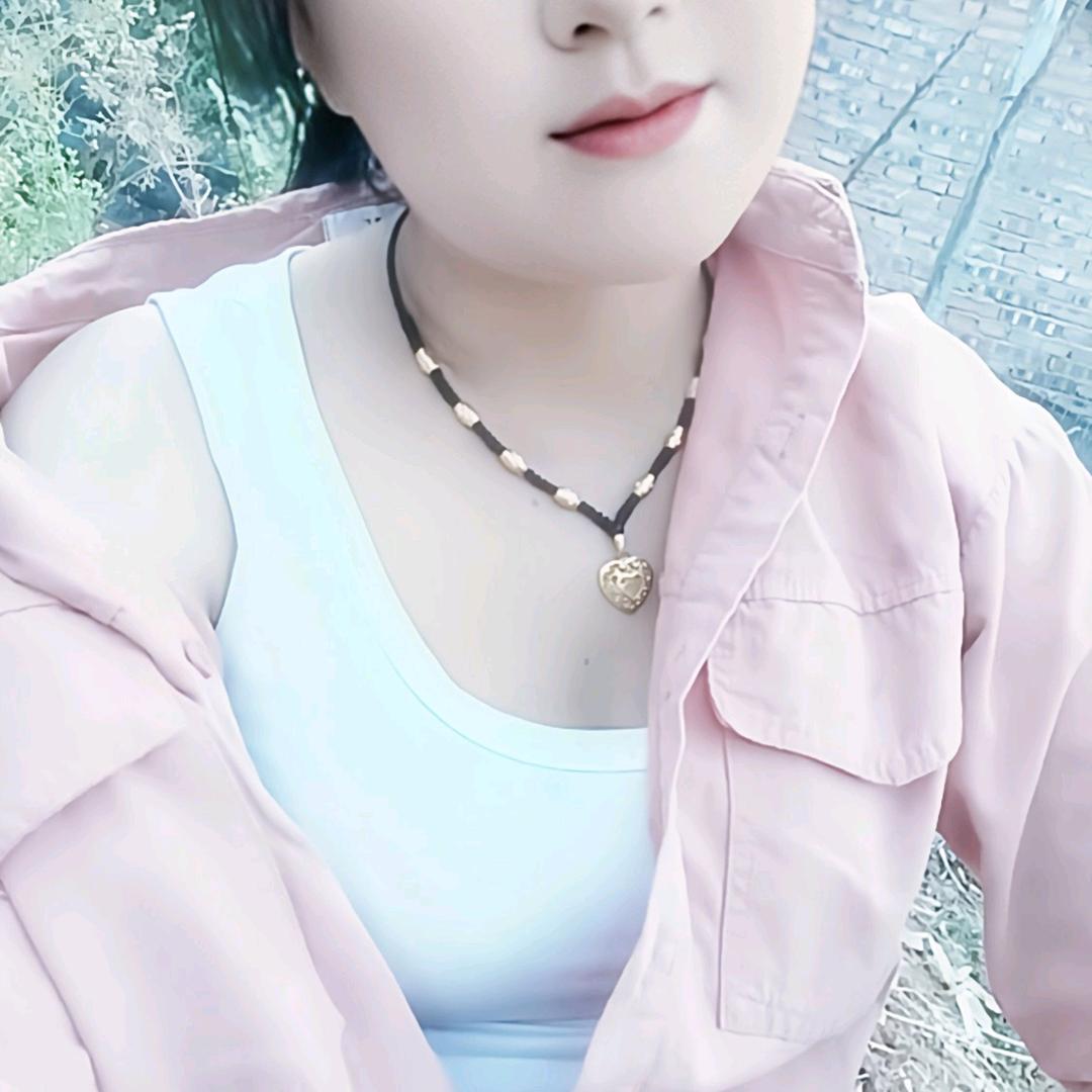 爱笑的傻丫头