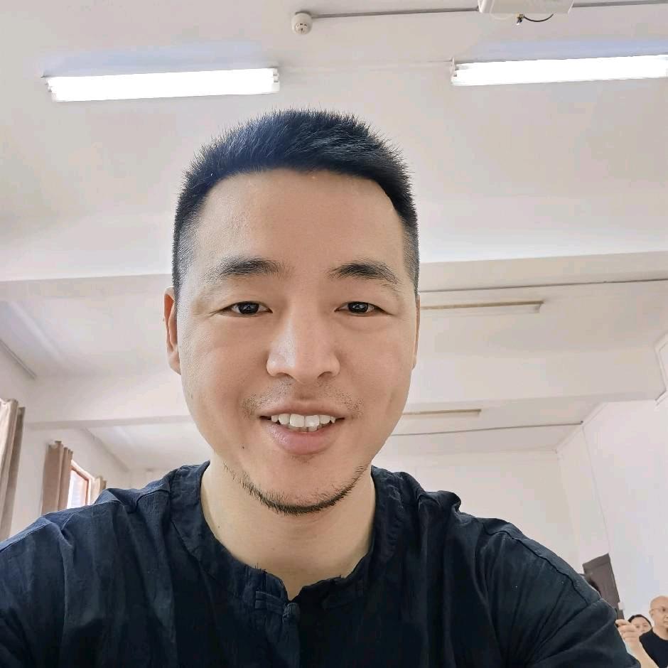 航迹科技-向校长聊无人机