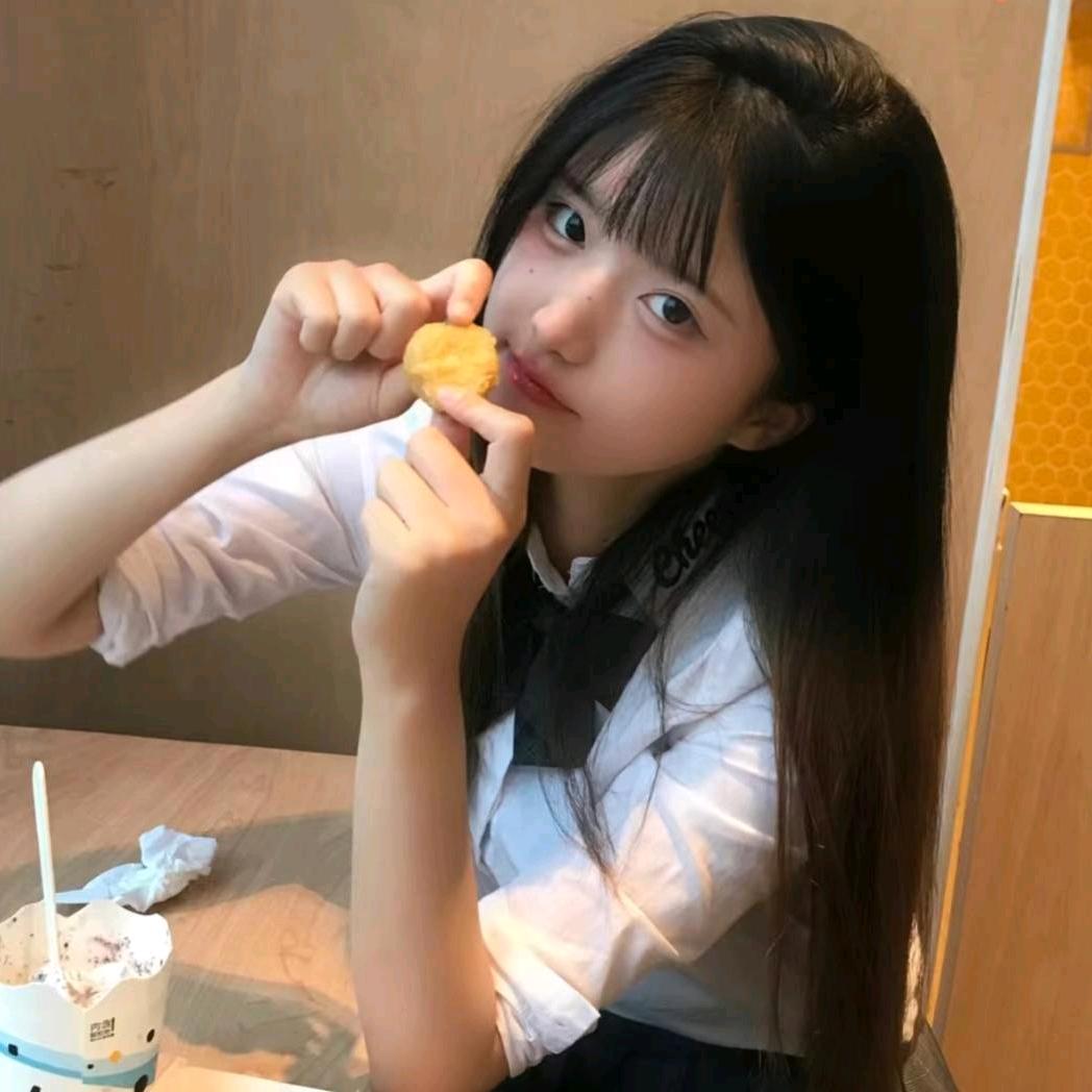甜甜草莓🍓