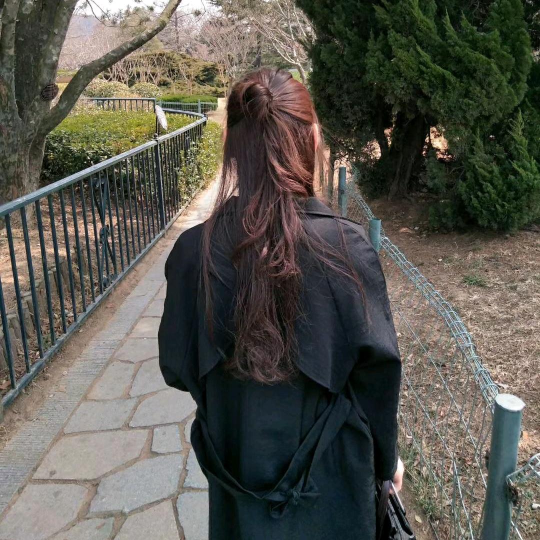 笑笑（织网妹）