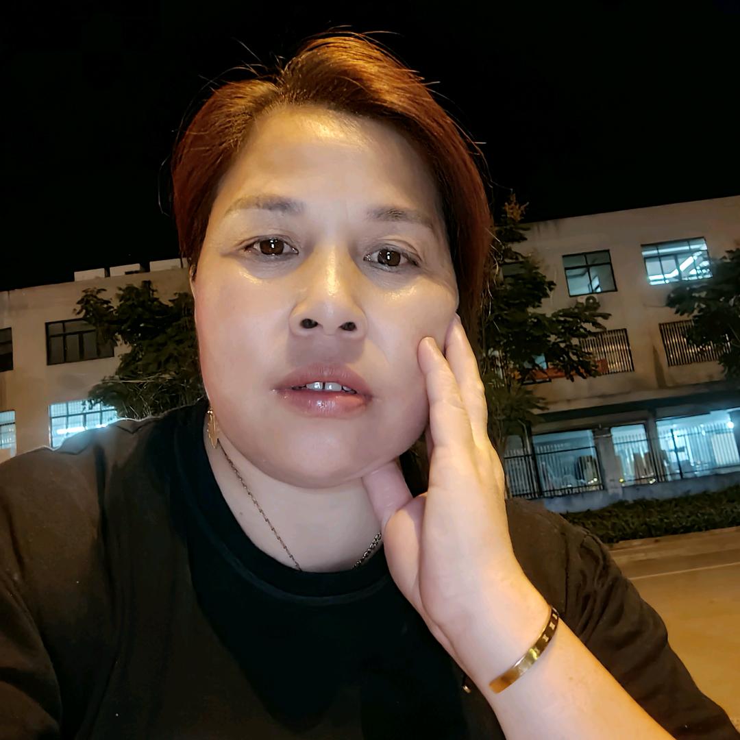 李情情