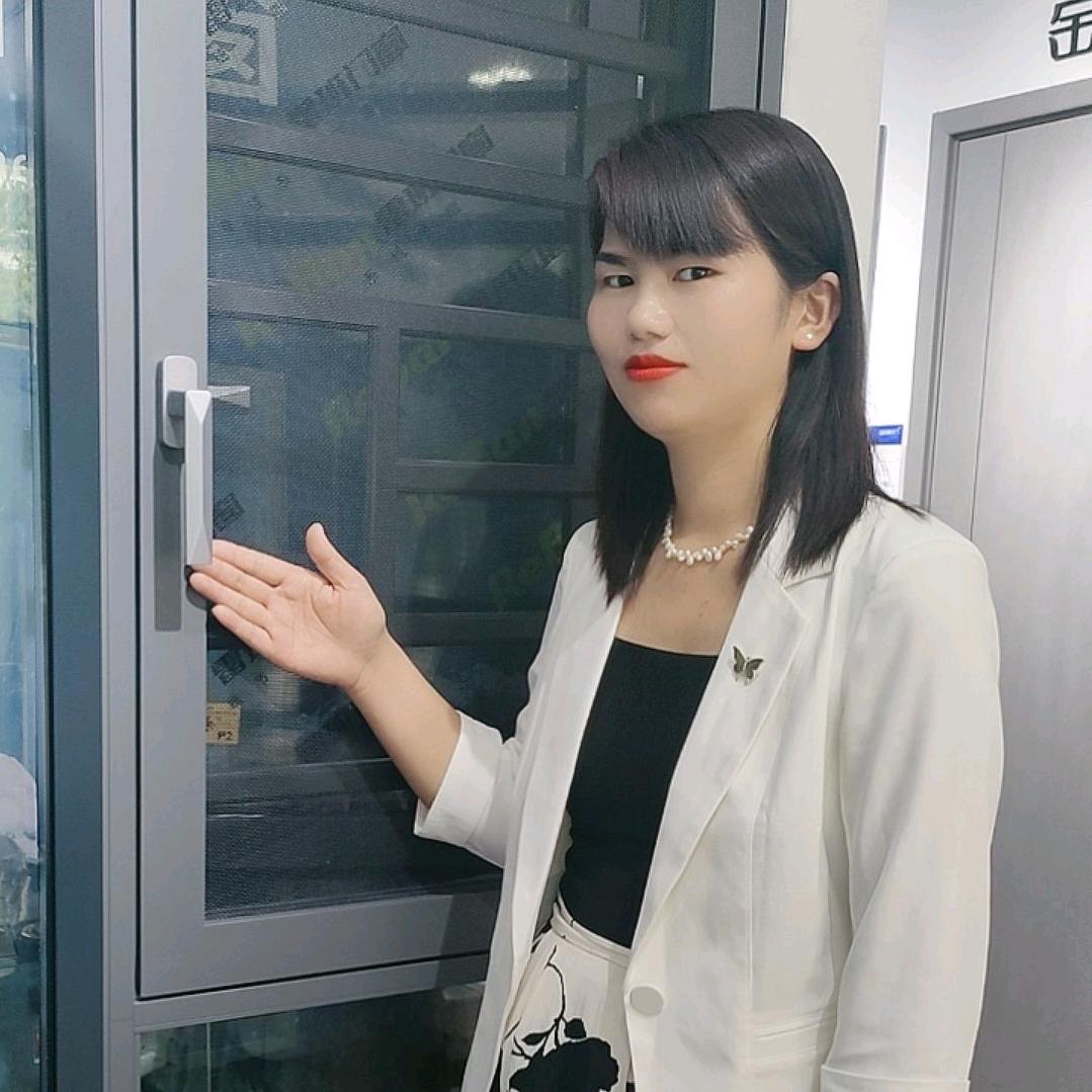 星月神门窗装修小姐姐小熊