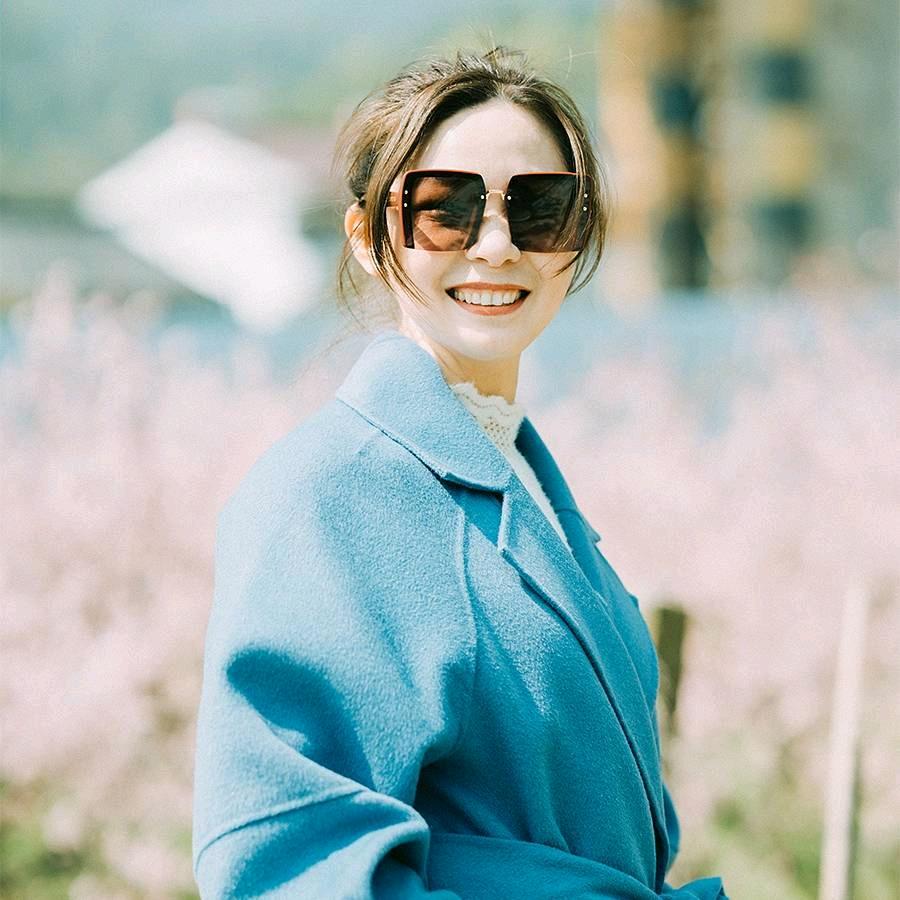 花娘吃喝玩乐