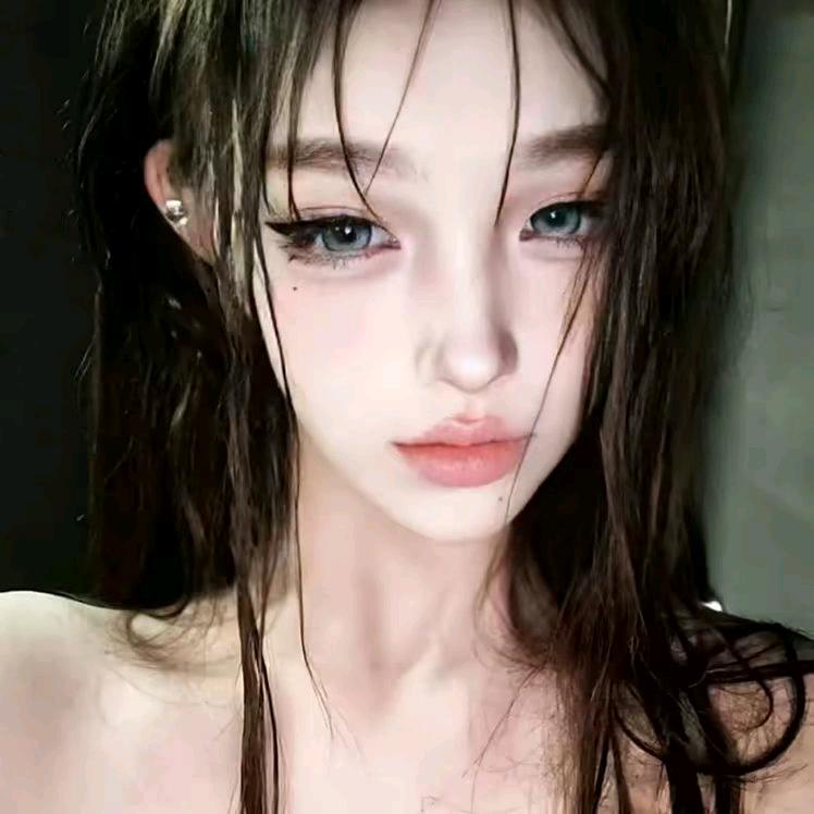 何少