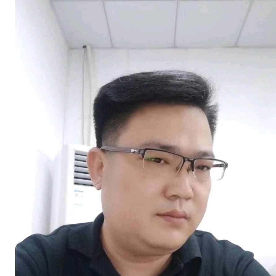 黄趁新