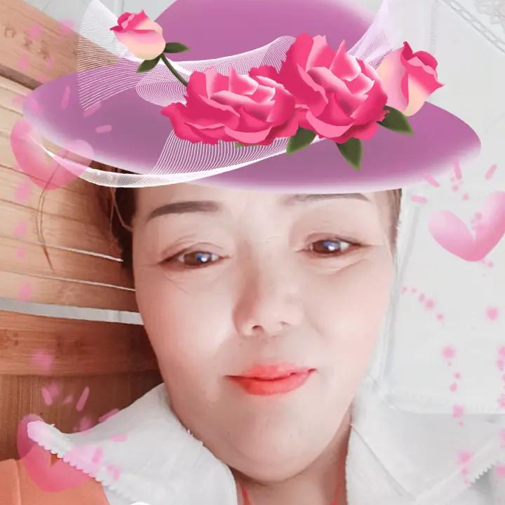 开心果(>﹏<)