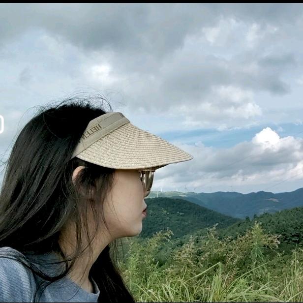 龙同学在小县城
