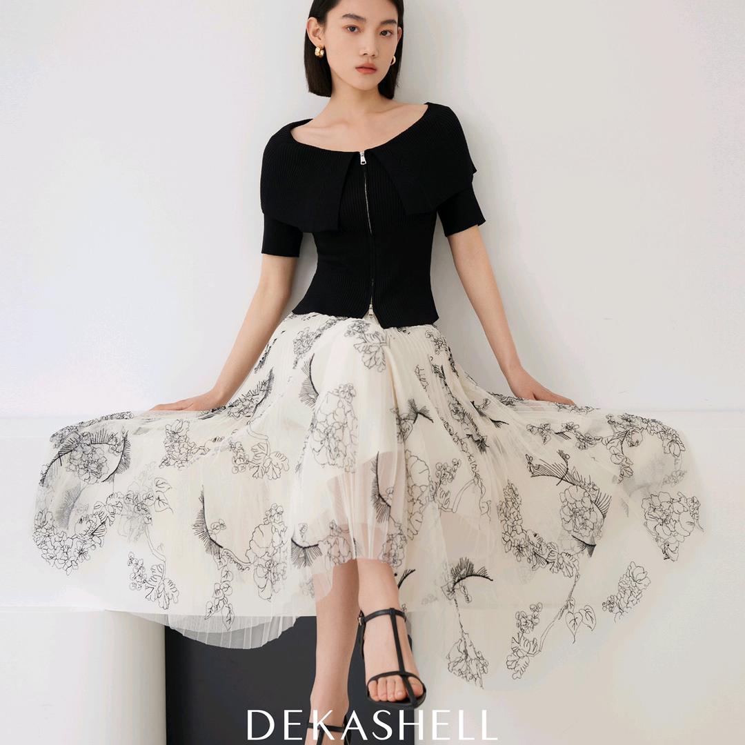 蒙蒙品牌服装店(东街店)