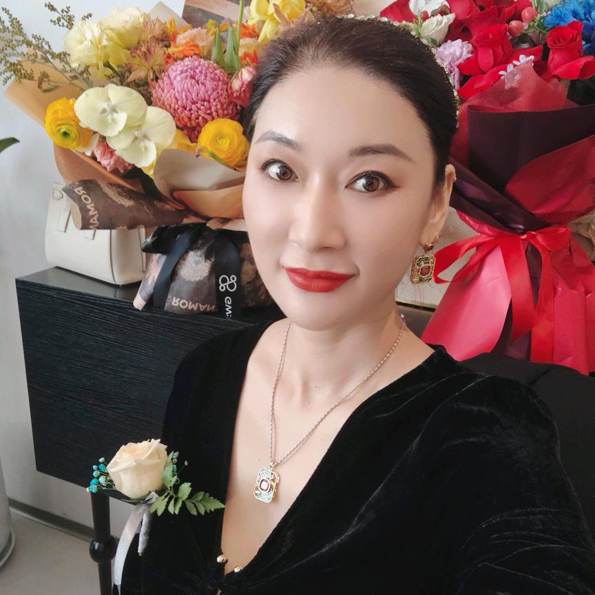 女性重生利姐