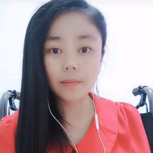 坚强☘️小丽