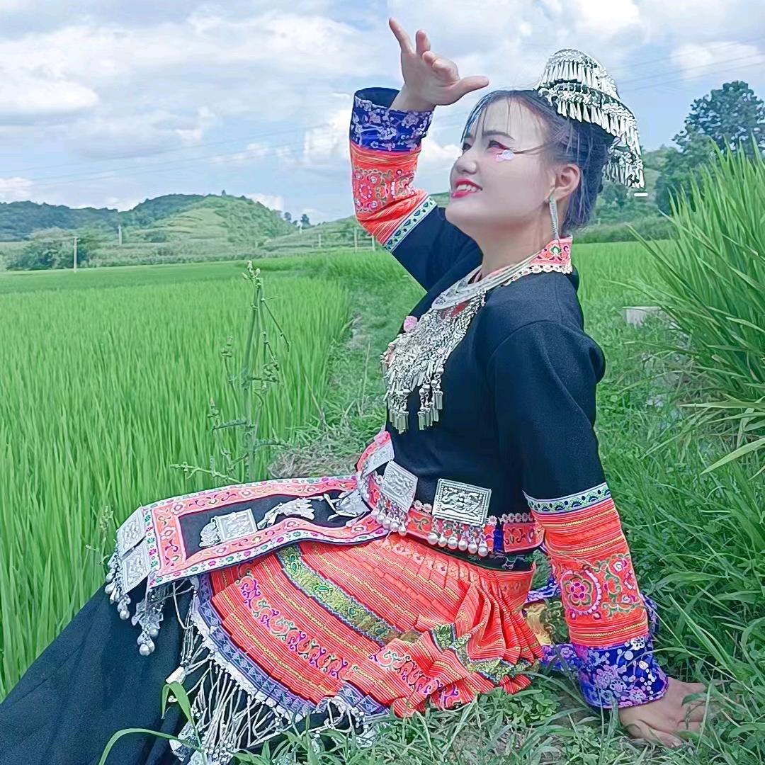 黔西苗族表妹，