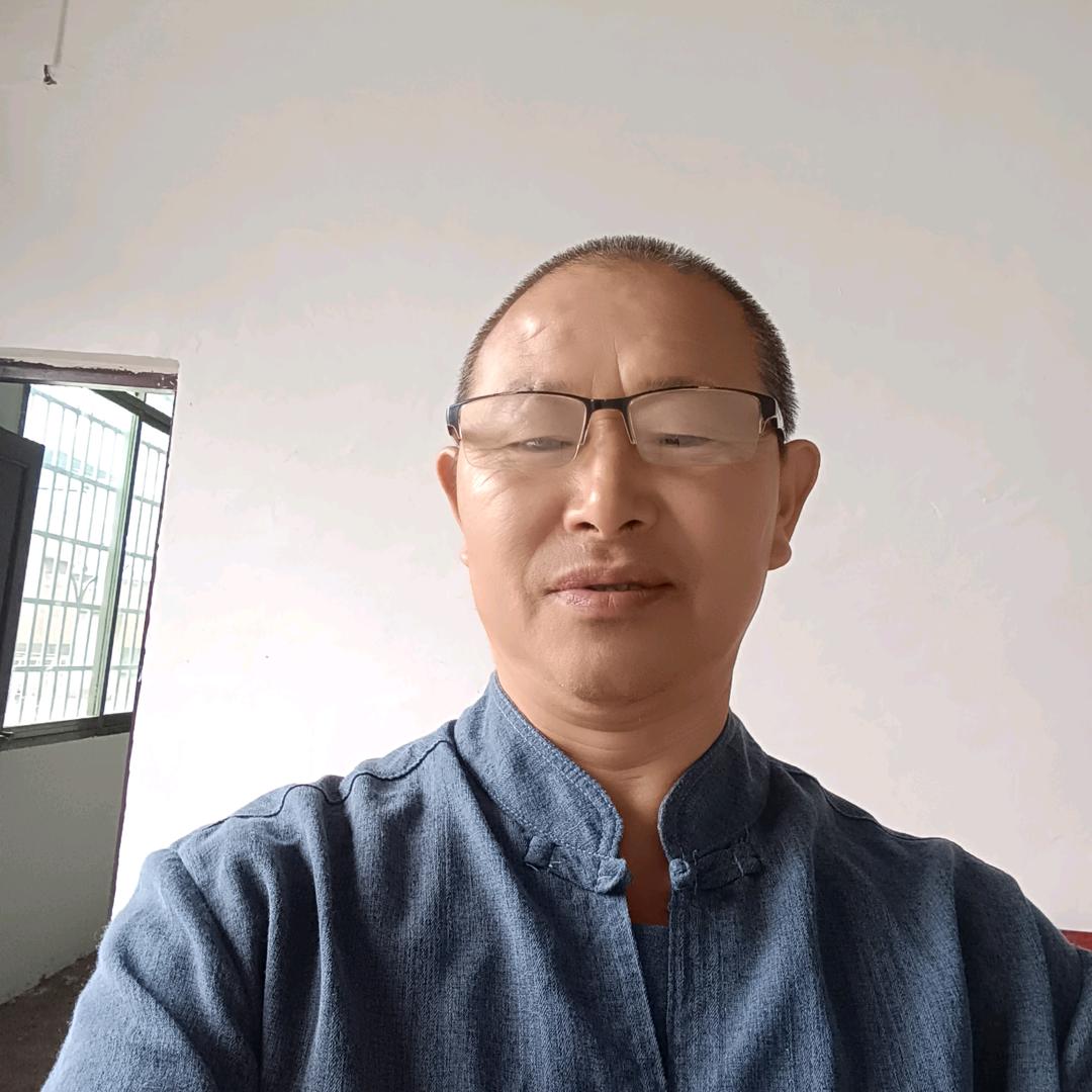 杨德龙